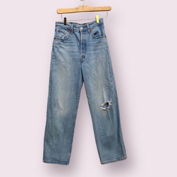 ❗️SOLD❗️Levi’s Ribcage Straight Jeans Size 26 - Picture 4 of 11